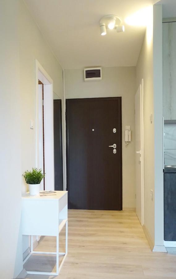 Petite Grey Apartment With Free Private Parking Zagreb Extérieur photo